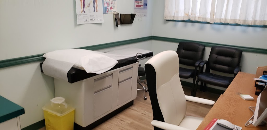 Montgomery Medical Clinic | 9212 95 Ave NW, Edmonton, AB T6C 1Z7, Canada | Phone: (780) 465-4954