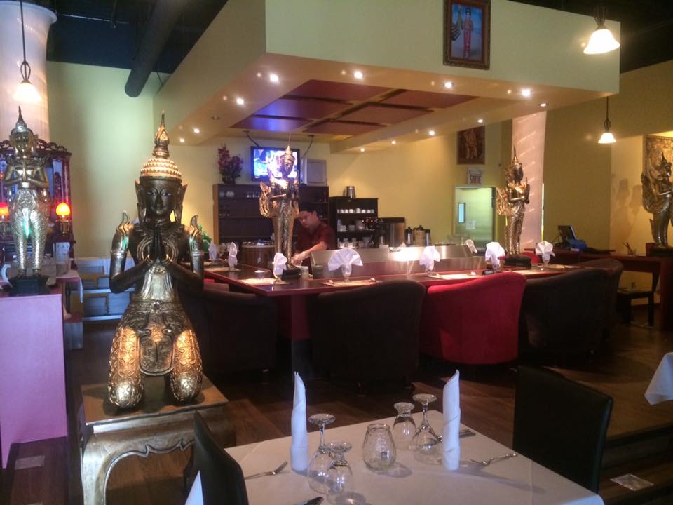 Hoong Palais Thai | 3960 Boulevard Guillaume-Couture, Lévis, QC G6W 1H7, Canada | Phone: (418) 838-7888