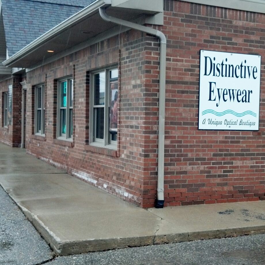 Distinctive Eyewear | 201 N Riverside Ave Ste. E-9, St Clair, MI 48079, USA | Phone: (810) 329-9725