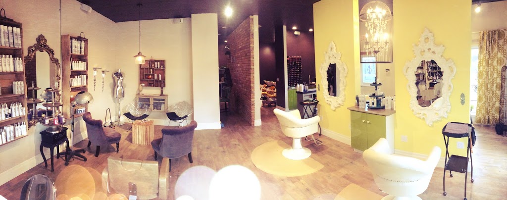 Knest Beauty Lounge | 2587 Lakeshore Rd, Brights Grove, ON N0N 1C0, Canada | Phone: (519) 908-9281