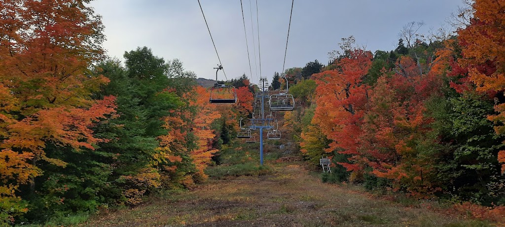 Le Massif | 1350 Rue Principale, Petite-Rivière-Saint-François, QC G0A 2L0, Canada | Phone: (877) 536-2774