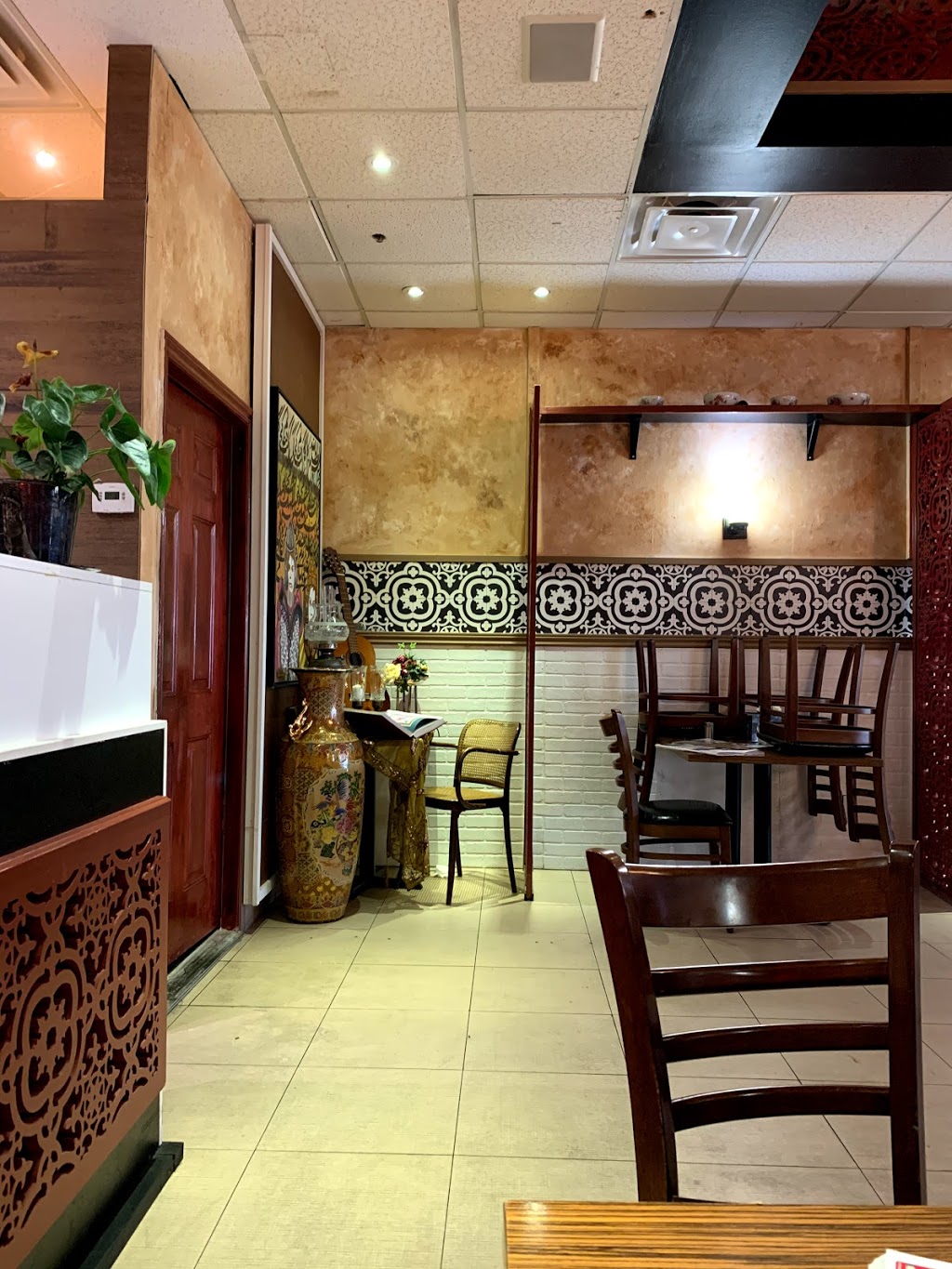 Khansalar Restaurant | 9325 Yonge St, Richmond Hill, ON L4C 1V4, Canada | Phone: (905) 237-8010