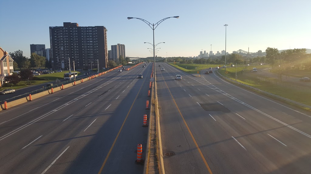 Parc Jean-Pierre-Côté | Rue Saint-Charles Ouest, Longueuil, QC J4H 2K5, Canada