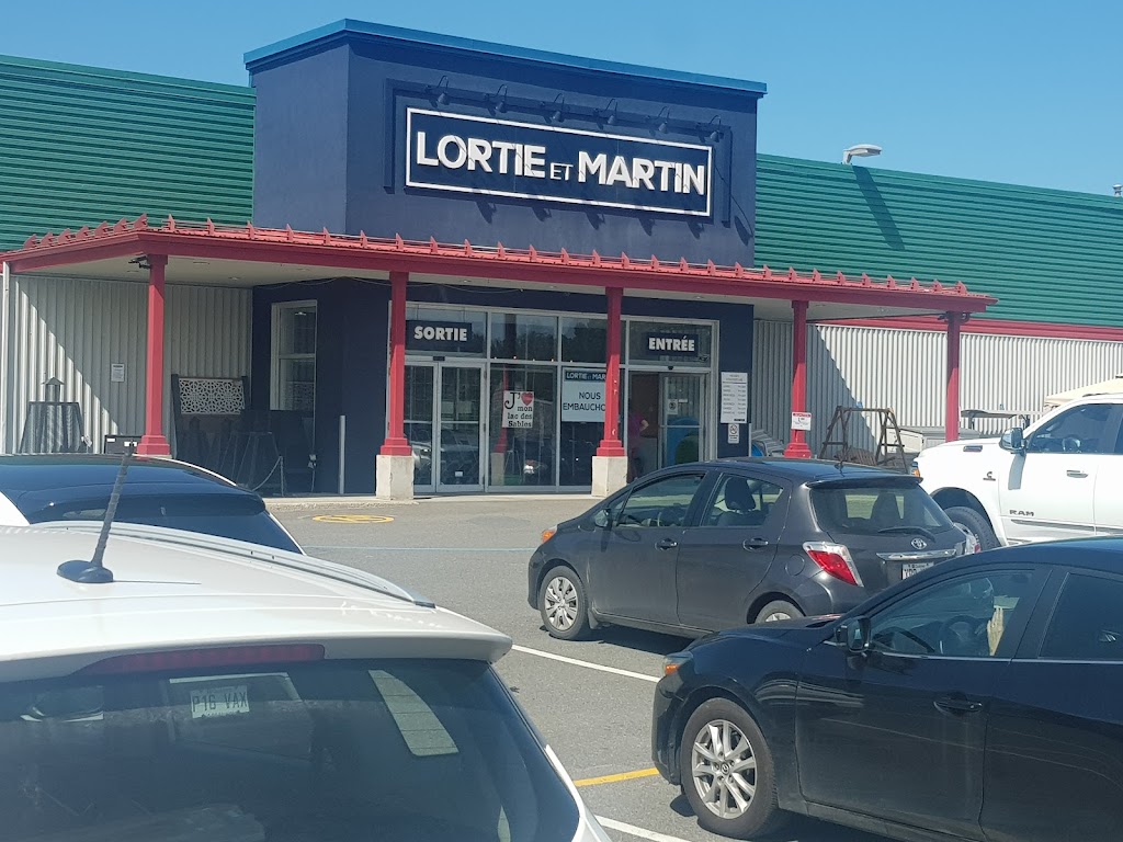 Lortie and Martin | 20 Rue St Paul E, Sainte-Agathe-des-Monts, QC J8C 3M3, Canada | Phone: (819) 326-3844