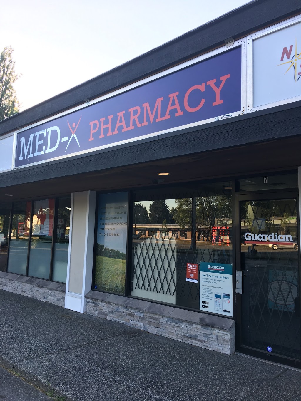 MED-X PHARMACY Port Coquitlam | 1449 Prairie Ave #7, Port Coquitlam, BC V3B 1S9, Canada | Phone: (604) 474-3050