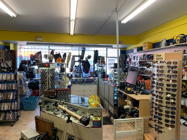Island Traders New & Used Ltd | 115 Craig St, Parksville, BC V9P 2X2, Canada | Phone: (250) 248-8344
