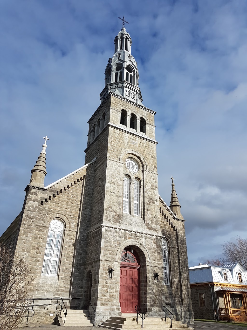 Eglise St Isidore | 673 Rue Saint-Regis, Saint-Isidore-de-Laprairie, QC J0L 2A0, Canada | Phone: (450) 454-9872