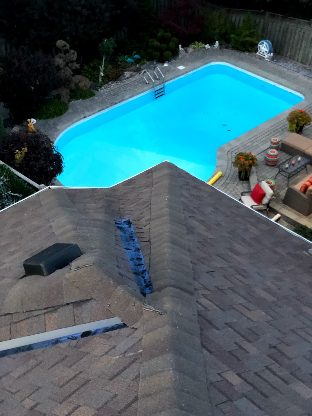 Royal Family Roofing Inc | 122 Brookmill Blvd, Scarborough, ON M1W 2K5, Canada | Phone: (647) 988-9228