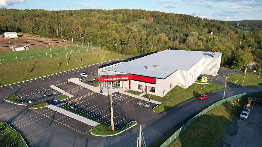 Aréna de Beauceville | 672 9e Av, Beauceville, QC G5X 3P6, Canada | Phone: (418) 774-9137