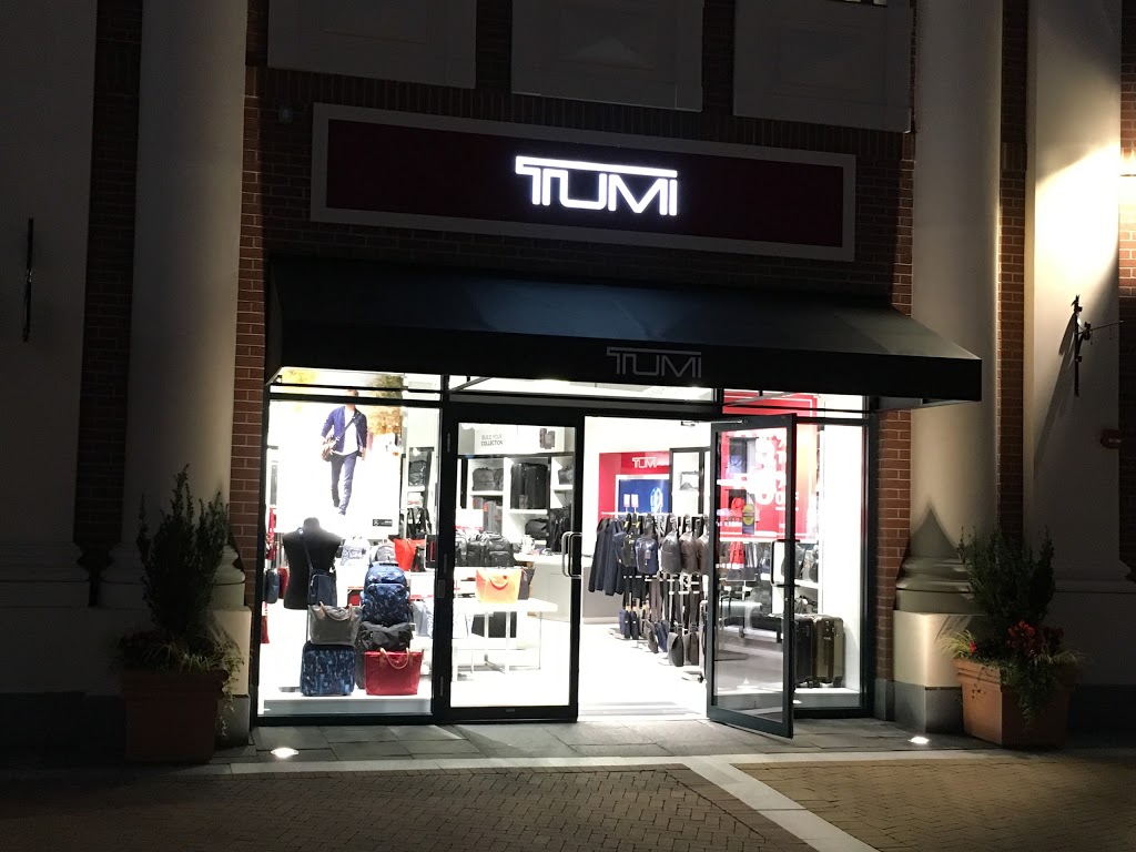 Tumi | MCARTHURGLEN DESIGNER OUTLET, 7899 Templeton Station Rd #1039, Richmond, BC V7B 0B7, Canada | Phone: (604) 303-1890