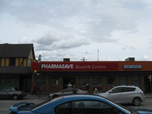 Pharmasave - Oliver | 6323 Main St, Oliver, BC V0H 1T0, Canada | Phone: (250) 498-2830