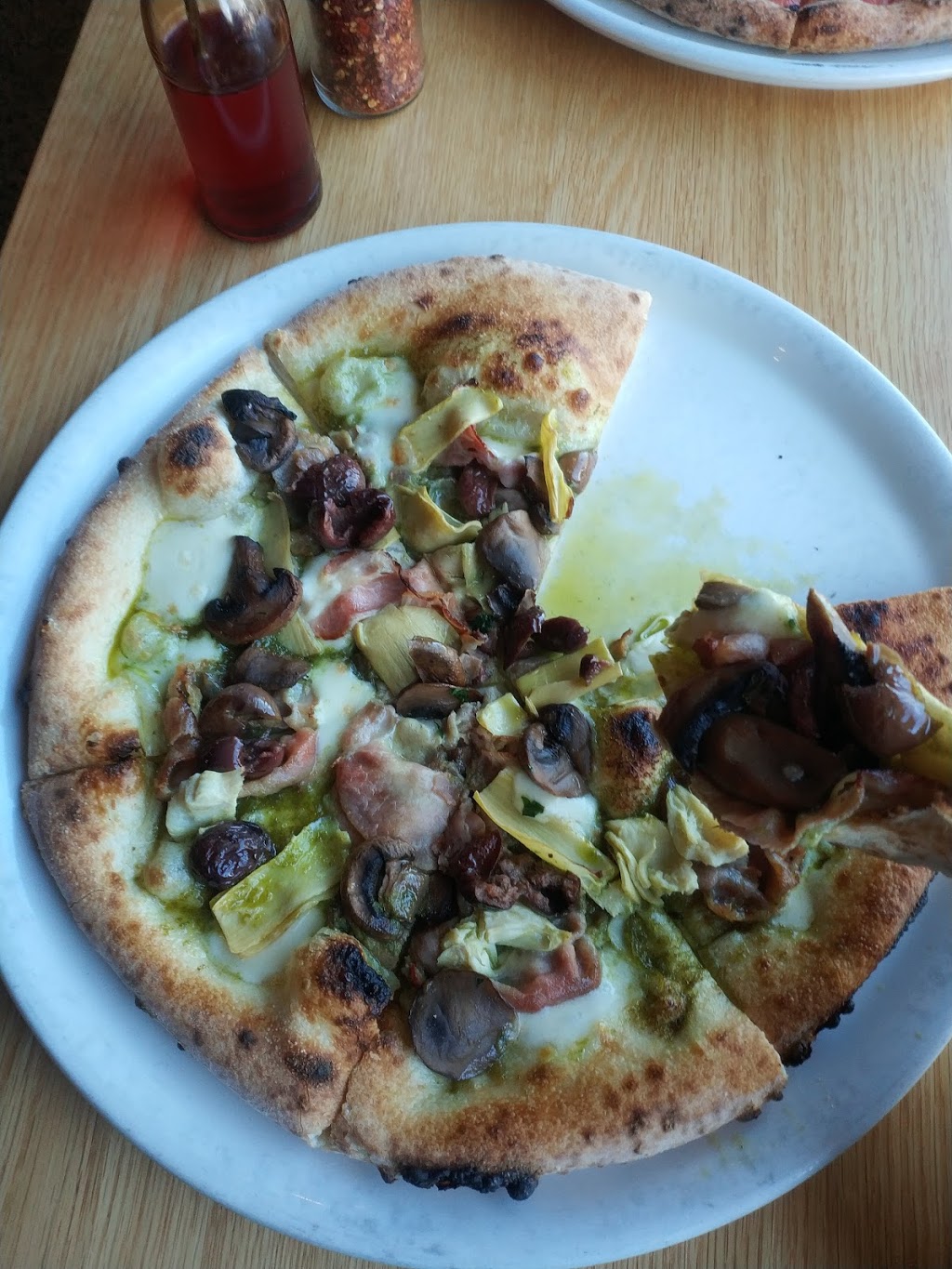 Pizzeria Prima Strada | 14-1400 Cowichan Bay Rd, Cobble Hill, BC V0R 1L3, Canada | Phone: (250) 929-4655