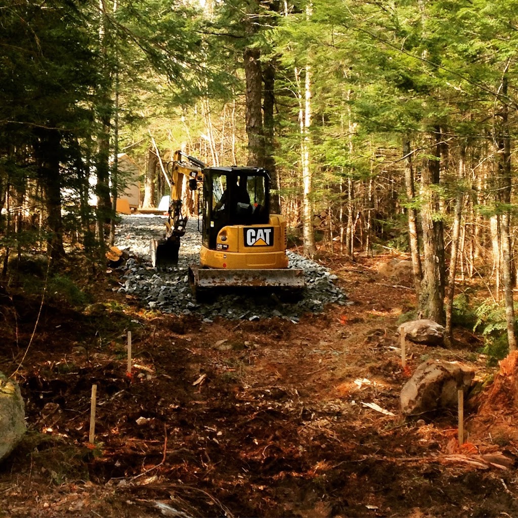 Finish Grade Excavation | 190 Coyote Ridge, Grand Lake, NS B2T 1V5, Canada | Phone: (902) 717-8877