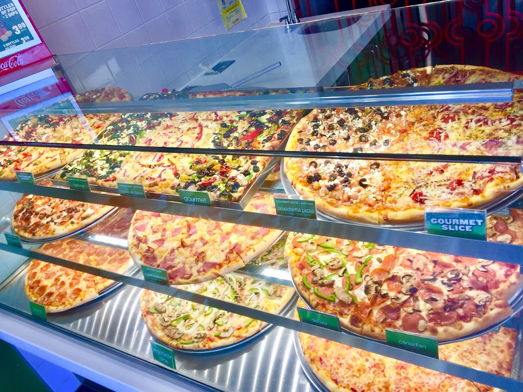 Pizza Nova | 1054 Centre St, Thornhill, ON L4J 3M8, Canada | Phone: (416) 439-0000