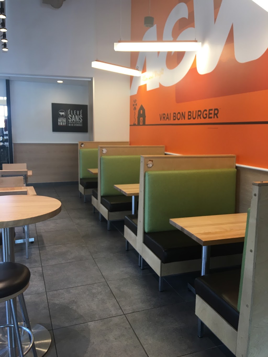 A&W Canada | 1620 Mnt Masson, Laval, QC H7E 4P2, Canada | Phone: (450) 661-0163