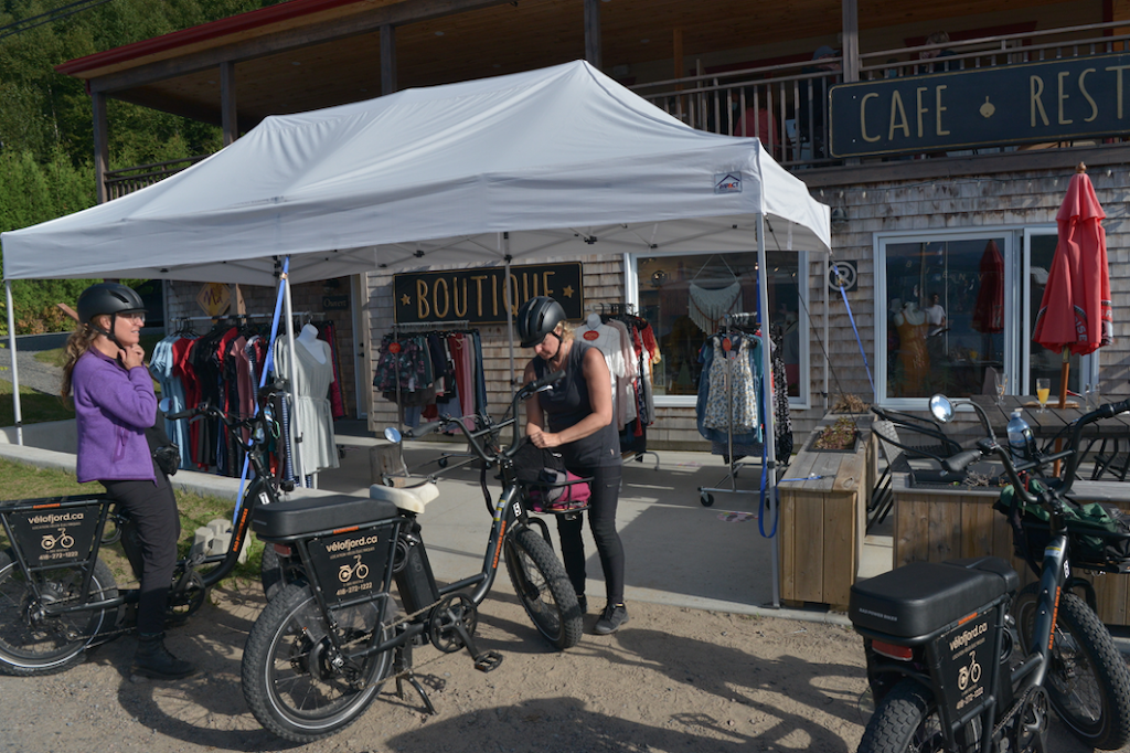 Vélo Fjord e-bikes | 317 Rue Saint-Jean-Baptiste, LAnse-Saint-Jean, QC G0V 1J0, Canada | Phone: (418) 272-1222