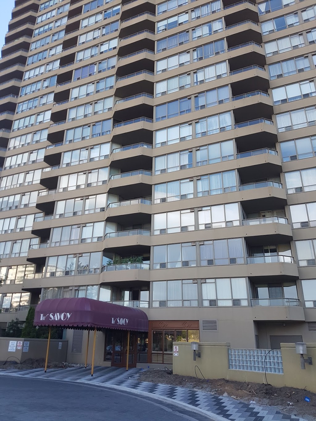 The Savoy Condominiums (MTCC 815) | 10 Torresdale Ave, North York, ON M2R 3V8, Canada | Phone: (416) 736-1452