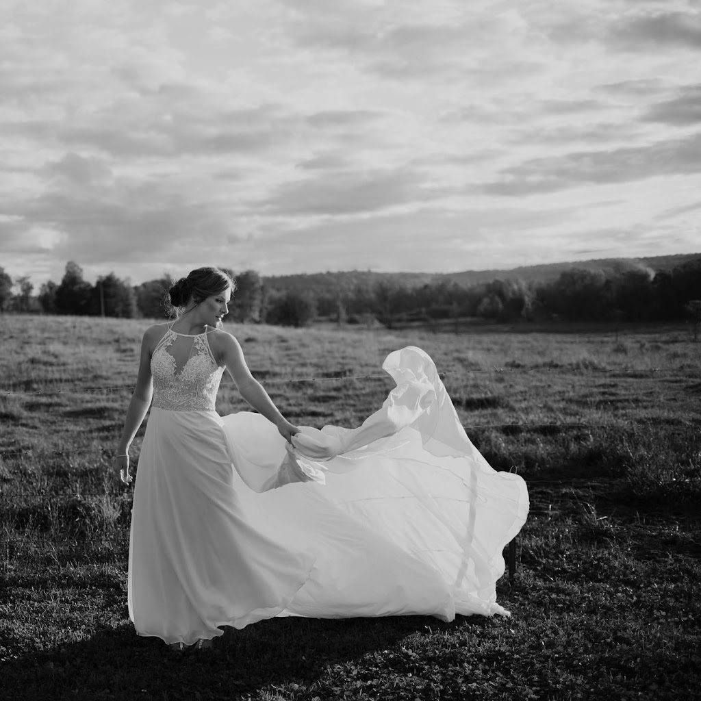 Caitlin Dunlop Photography | 4679 Haliburton County Rd 21, Haliburton, ON K0M 1S0, Canada | Phone: (705) 935-1995