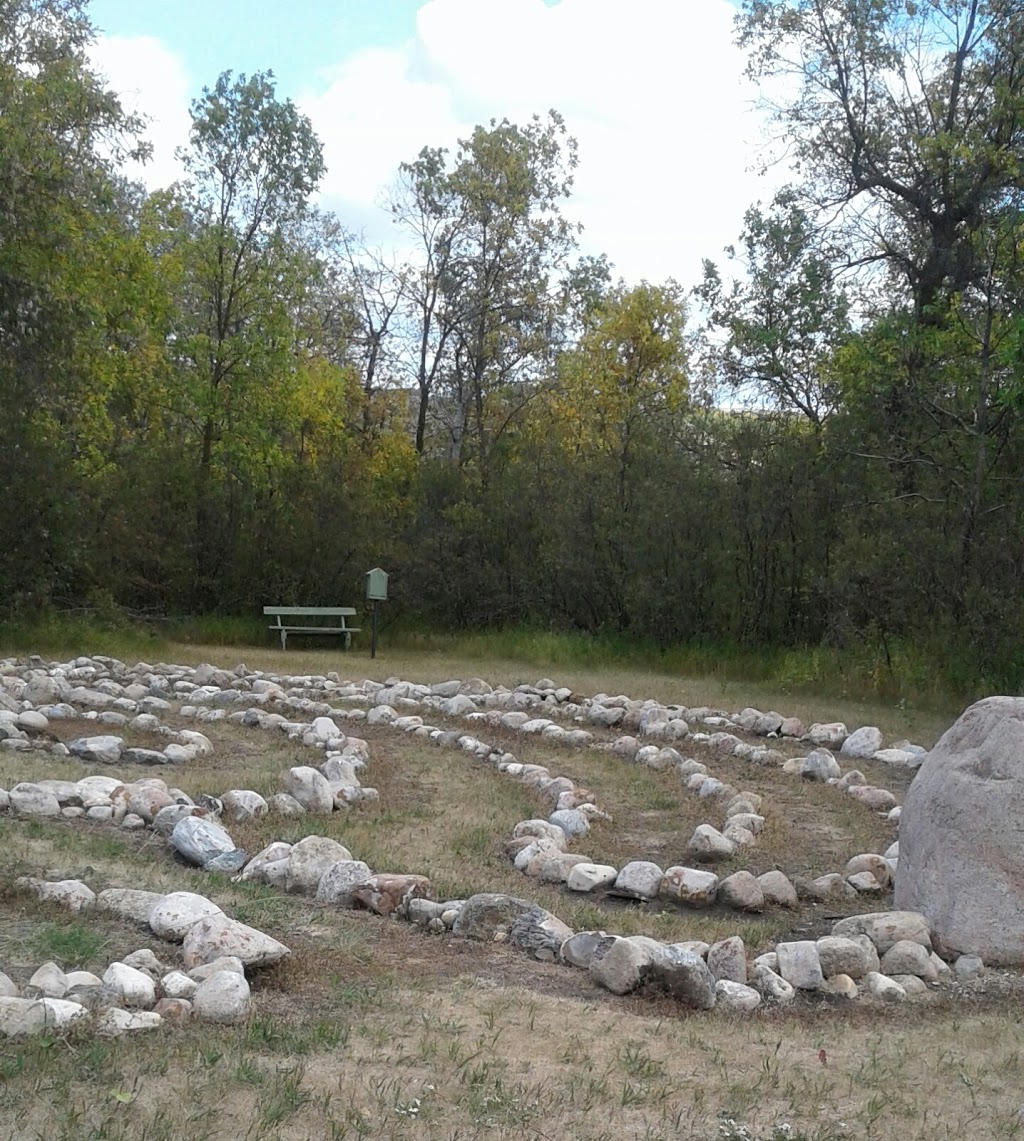 Living Skies Retreat & Conference Centre | Farm Grid Road 724, Lumsden, SK S0G 3C0, Canada | Phone: (306) 731-3316