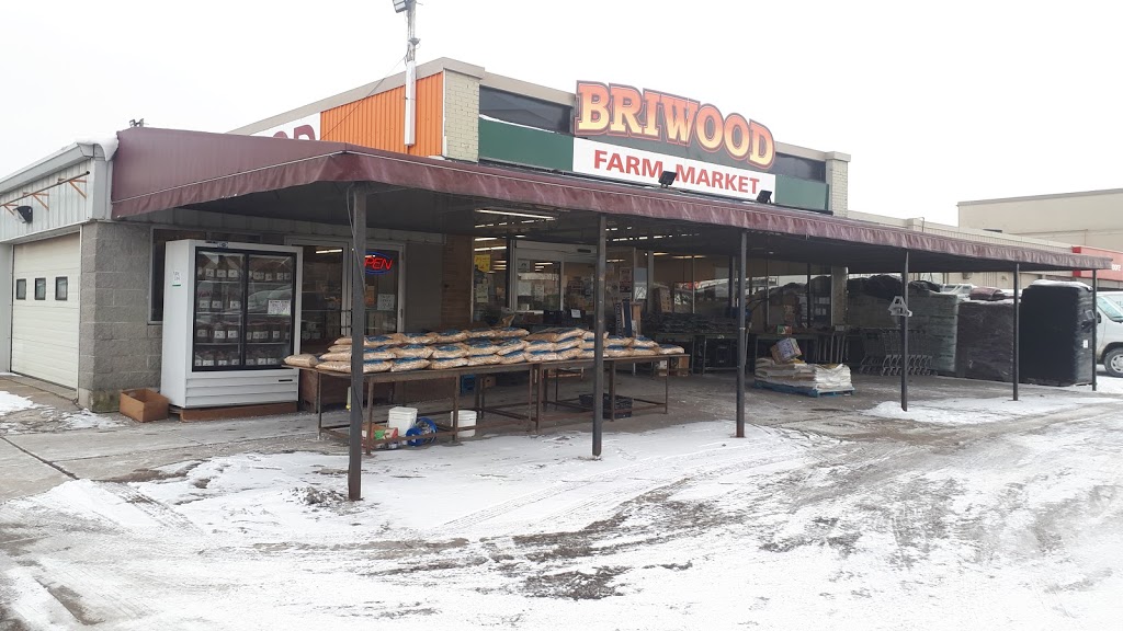 Briwood Farm Market Inc | 1030 Talbot St, St Thomas, ON N5P 1G3, Canada | Phone: (519) 633-9691