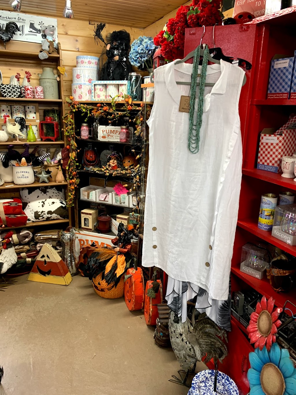 Buckskins Emporium | Township Rd 474, Round Hill, AB T0B 3Z0, Canada | Phone: (780) 672-0953