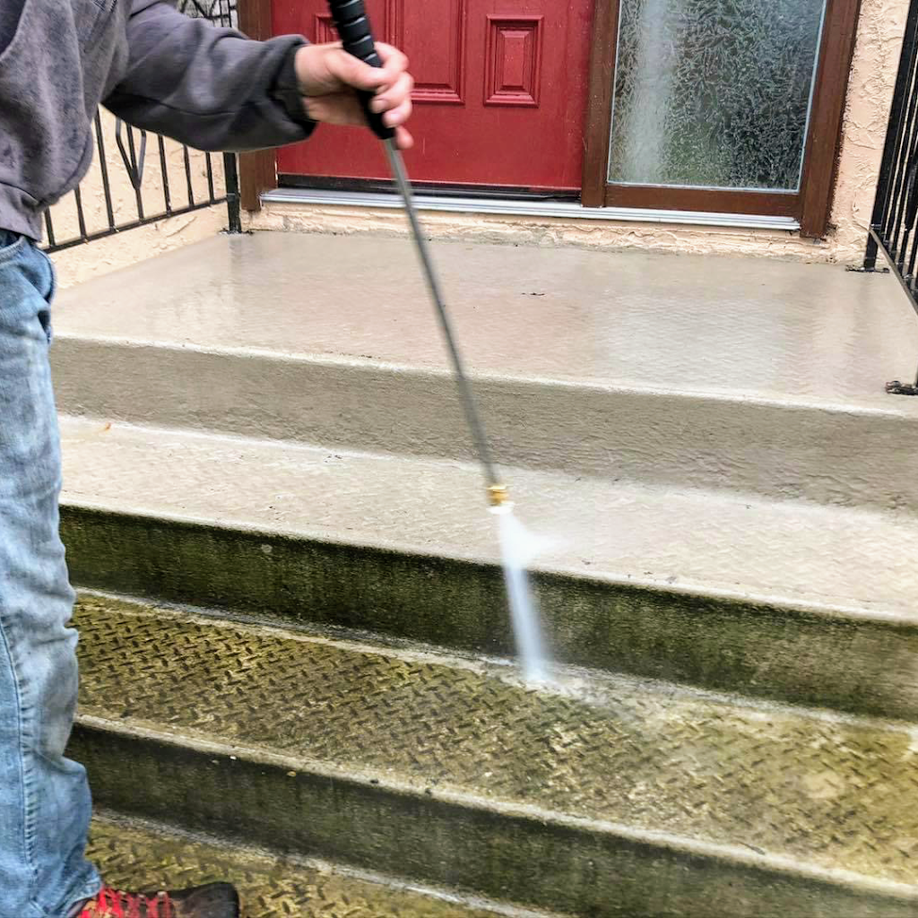 S.C.R Pressure Washing and Gutter Cleaning | 9277 Coote St, Chilliwack, BC V2P 6B6, Canada | Phone: (604) 799-6519