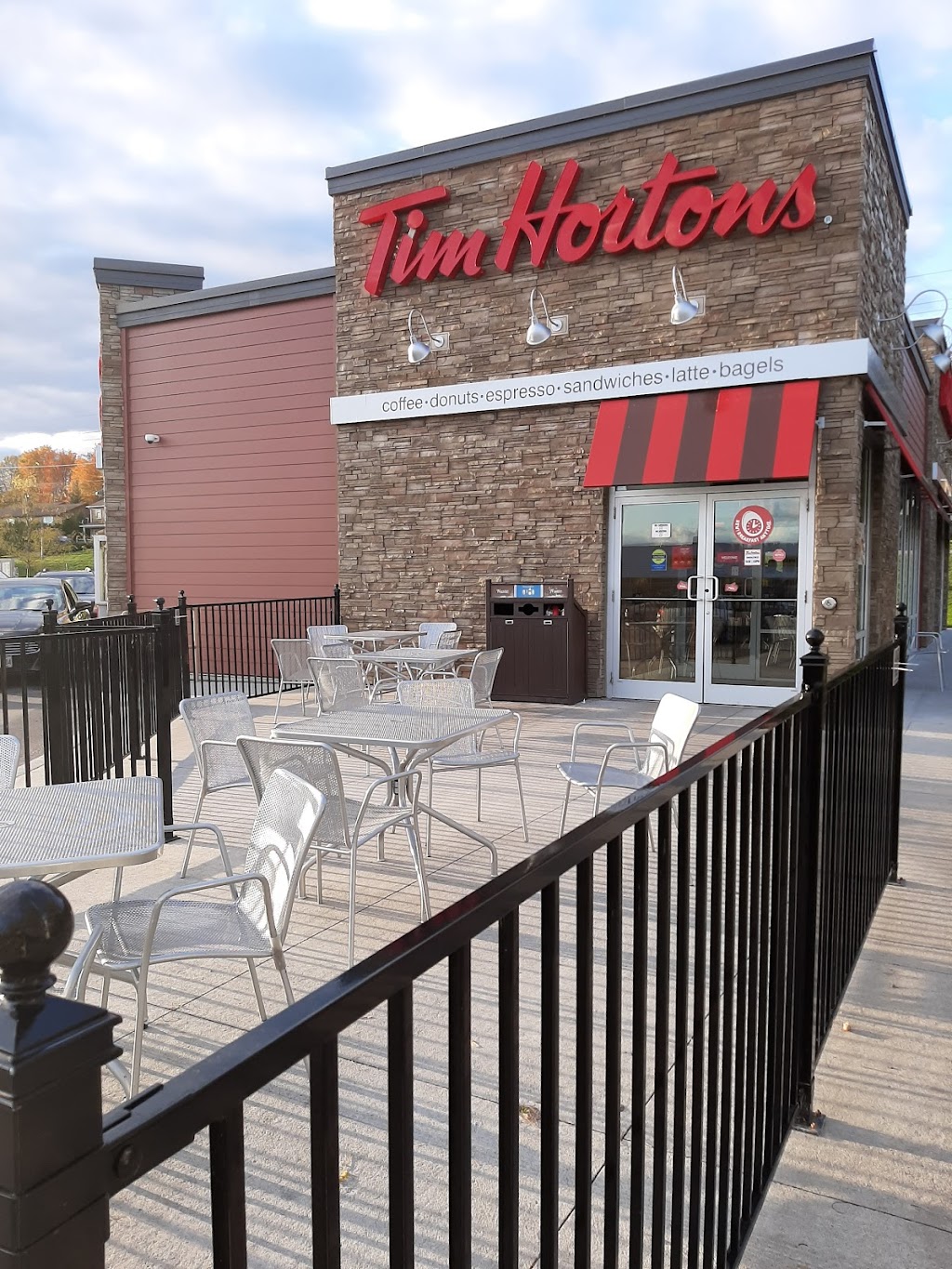 Tim Hortons | 153 Elizabeth St, Brighton, ON K0K 1H0, Canada | Phone: (613) 475-3033