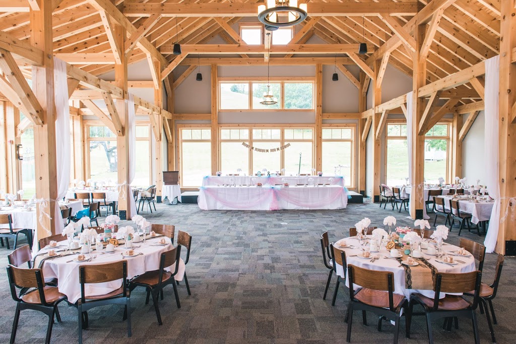 The Heights Ski & Country Club | 1106 Horseshoe Valley Rd W, Barrie, ON L4M 4Y8, Canada | Phone: (705) 835-7887