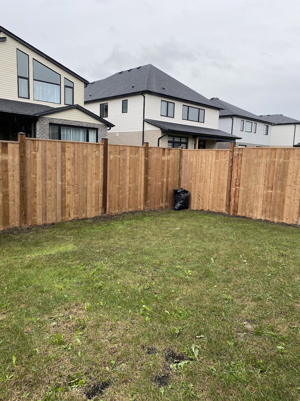 Marina fence | Osgoode Dr, London, ON N6E 2G9, Canada | Phone: (519) 282-1020