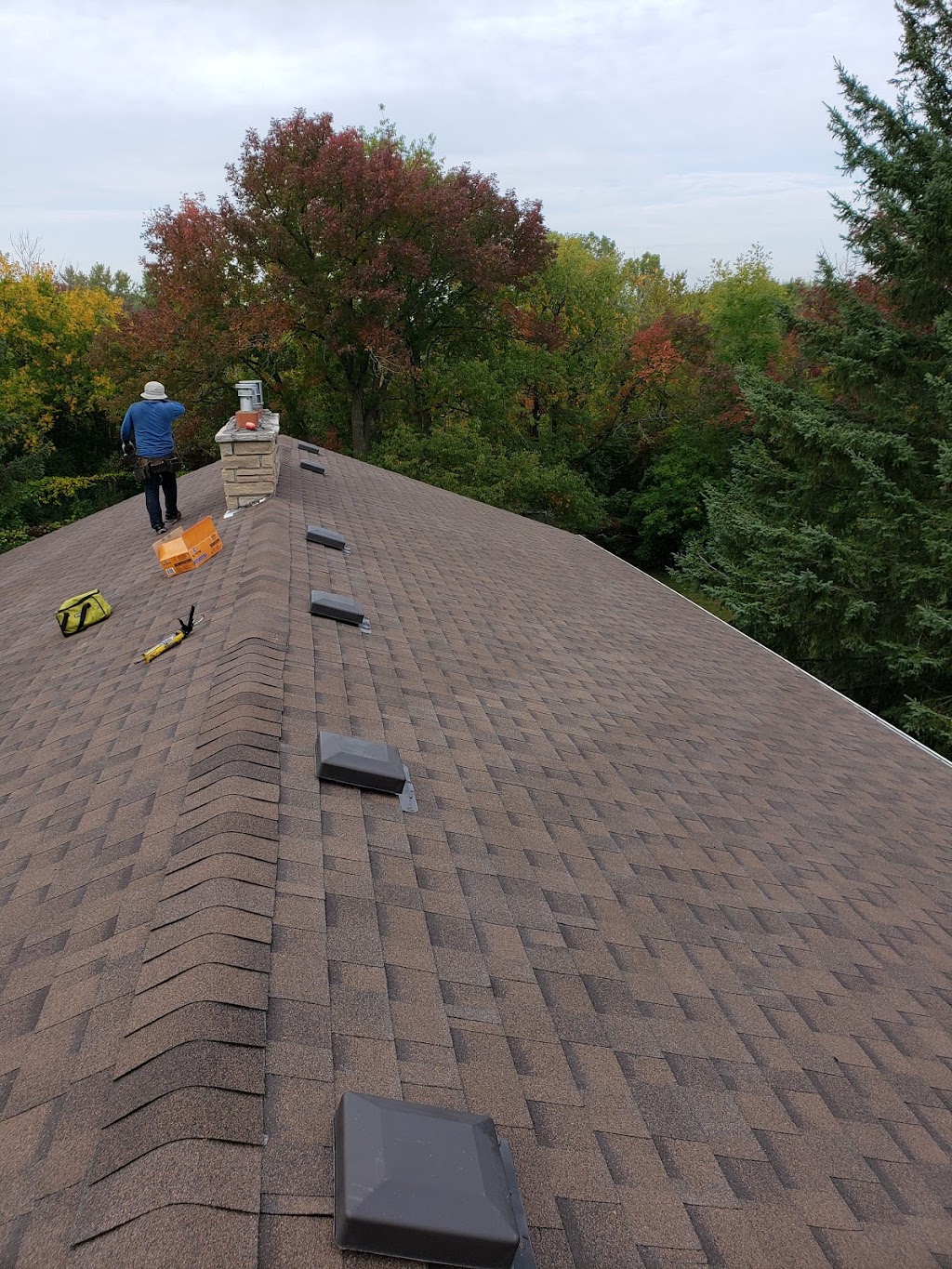 Salama roofing inc. | 411 sidney street Trenton Ap09, Trenton, ON K8V 6N6, Canada | Phone: (647) 528-0361