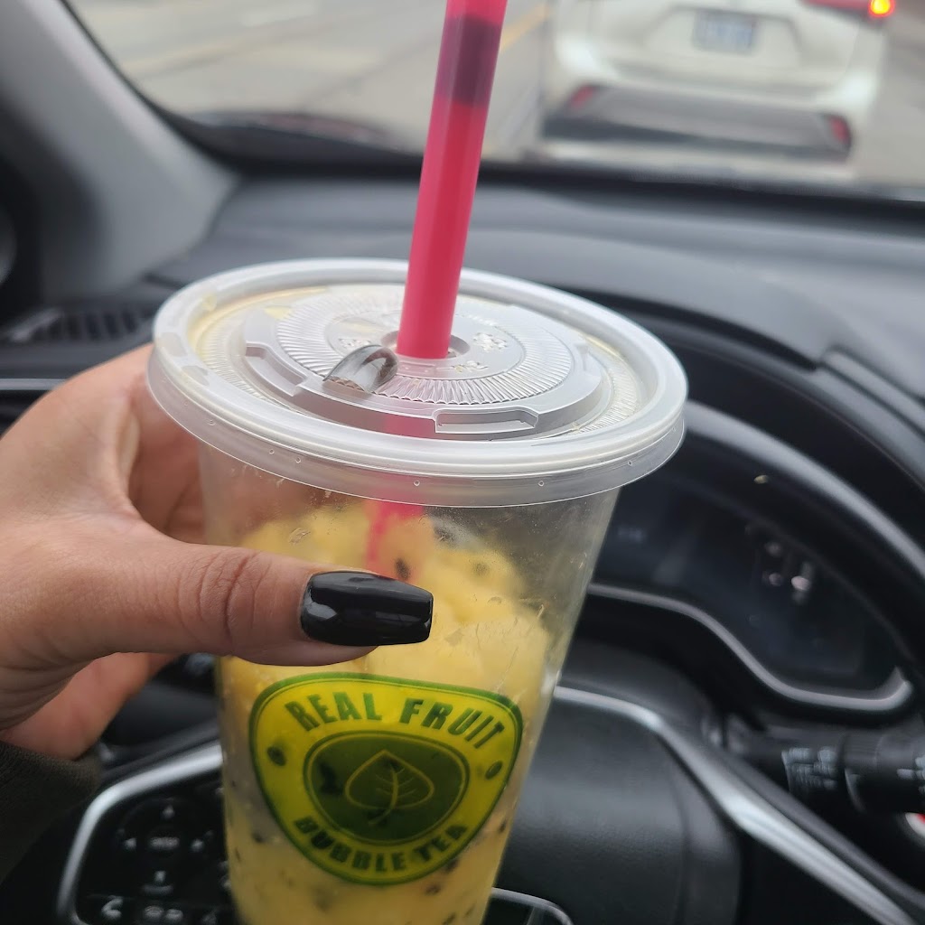 Real Fruit Bubble Tea | 3003 Danforth Ave Unit D5, East York, ON M4C 1M9, Canada | Phone: (888) 896-1829