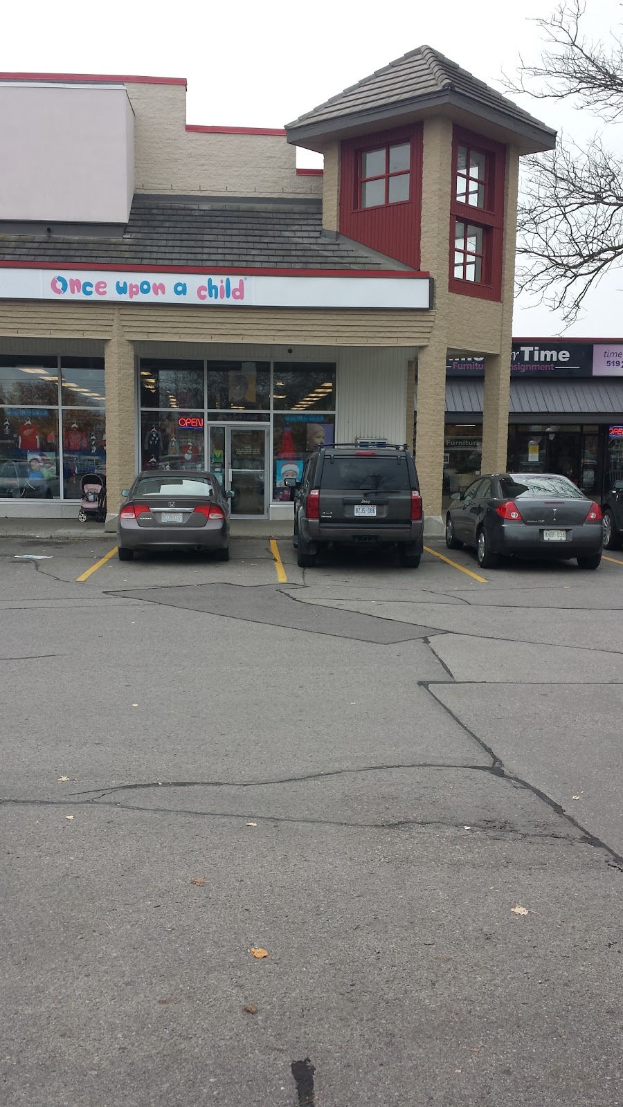 Once Upon a Child | 666 Woolwich St, Guelph, ON N1H 7G5, Canada | Phone: (519) 822-2666