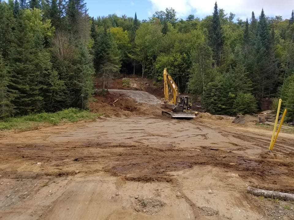 ✅J Roy Excavation (Excavation Lac supérieur) | 556 Mnt Brien, Lac-Supérieur, QC J0T 1J0, Canada | Phone: (819) 631-1017