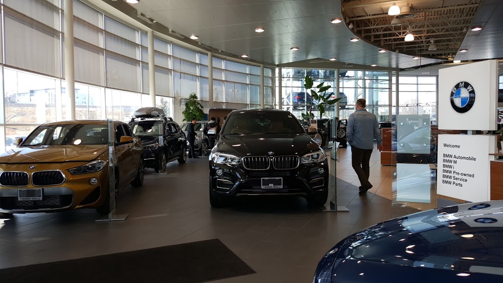 Budds BMW | 2454 S Service Rd W, Oakville, ON L6L 5M9, Canada | Phone: (905) 845-3577