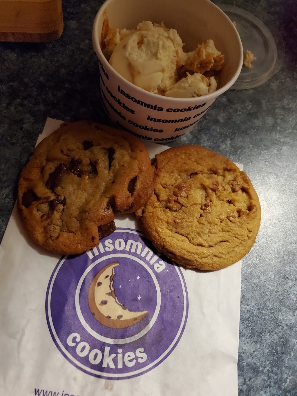 Insomnia Cookies | 1300 Sweet Home Rd Suite 105, Amherst, NY 14228, USA | Phone: (716) 507-8907