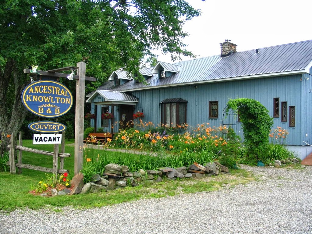 Ancestral Knowlton B&B | 402 Chemin Knowlton, Knowlton, QC J0E 1V0, Canada | Phone: (450) 243-0011