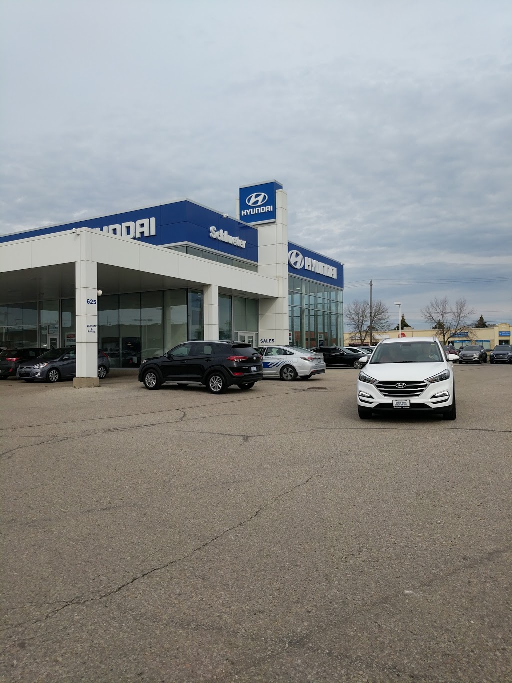 Schlueter Hyundai | 625 Davenport Rd, Waterloo, ON N2V 2G2, Canada | Phone: (519) 886-2625