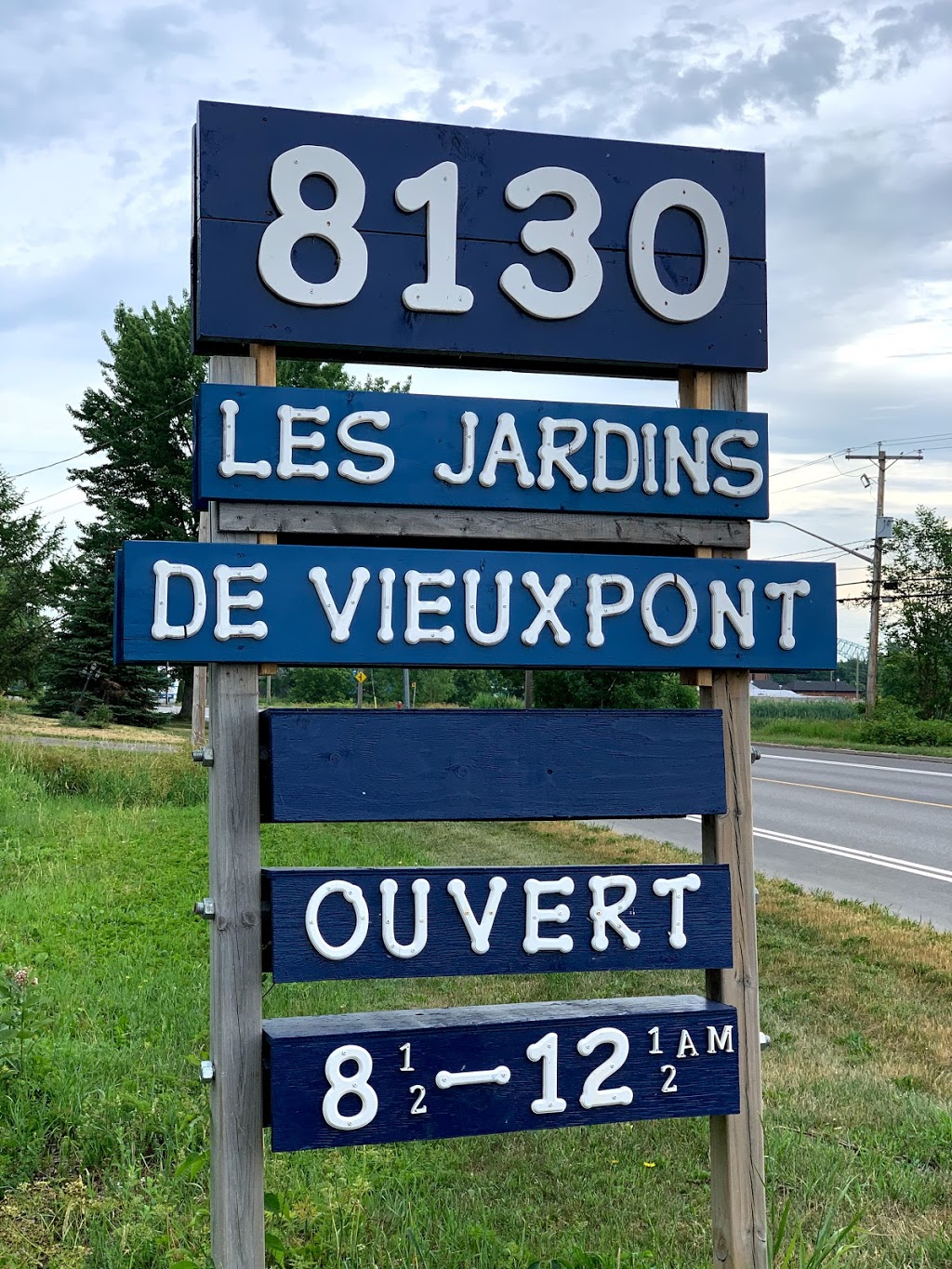 Les Jardins de Vieuxpont | 8130 Rue Notre Dame O, Trois-Rivières, QC G9B 2J3, Canada | Phone: (819) 448-2131