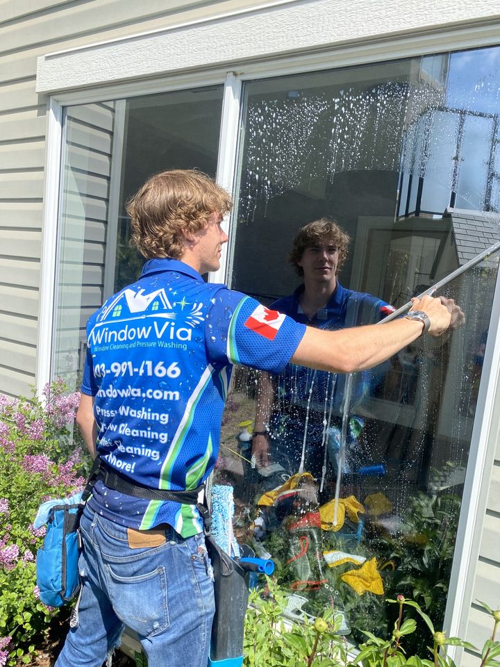 WindowVia Window Cleaning and Pressure Washing | 1239 Ranchview Rd NW, Calgary, AB T3G 2C2, Canada | Phone: (403) 991-4166