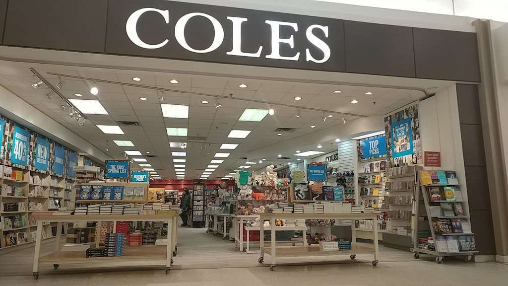 Coles | 1555 Regent Ave W, Winnipeg, MB R2C 4J2, Canada | Phone: (204) 661-8142