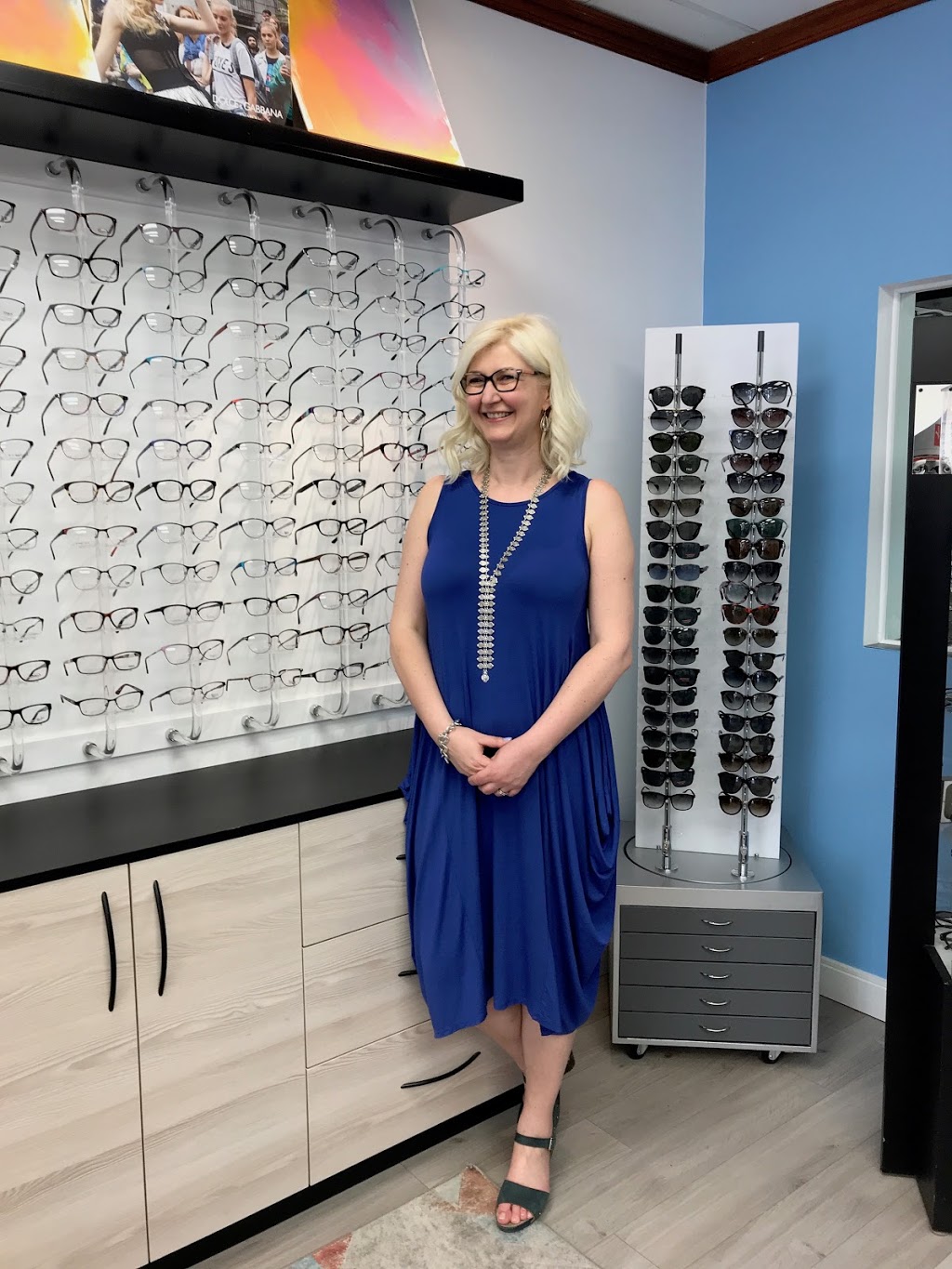 Bloor Optical | 2235 Bloor St W, Toronto, ON M6S 1N7, Canada | Phone: (416) 769-6999