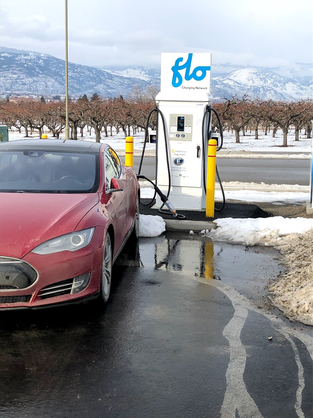 FLO Charging Station | 6201 45 St, Osoyoos, BC V0H 1V6, Canada | Phone: (844) 825-3356