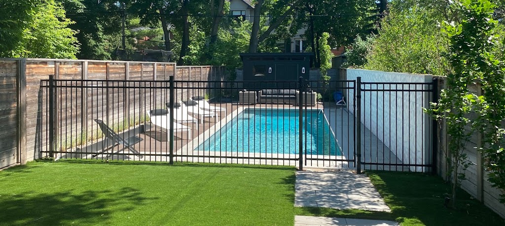 Medallion Fence Limited | 10651 Keele St, Maple, ON L6A 3Y9, Canada | Phone: (905) 832-2922