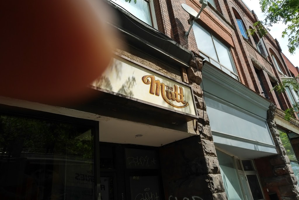 The Mutt | 1516 Dundas St W, Toronto, ON M6K 1T5, Canada | Phone: (416) 551-9749