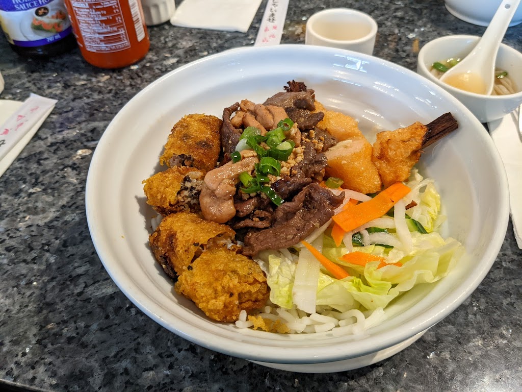 Saigon Star Restaurant | 330 Hwy 7, Richmond Hill, ON L4B 1S1, Canada | Phone: (905) 731-7221