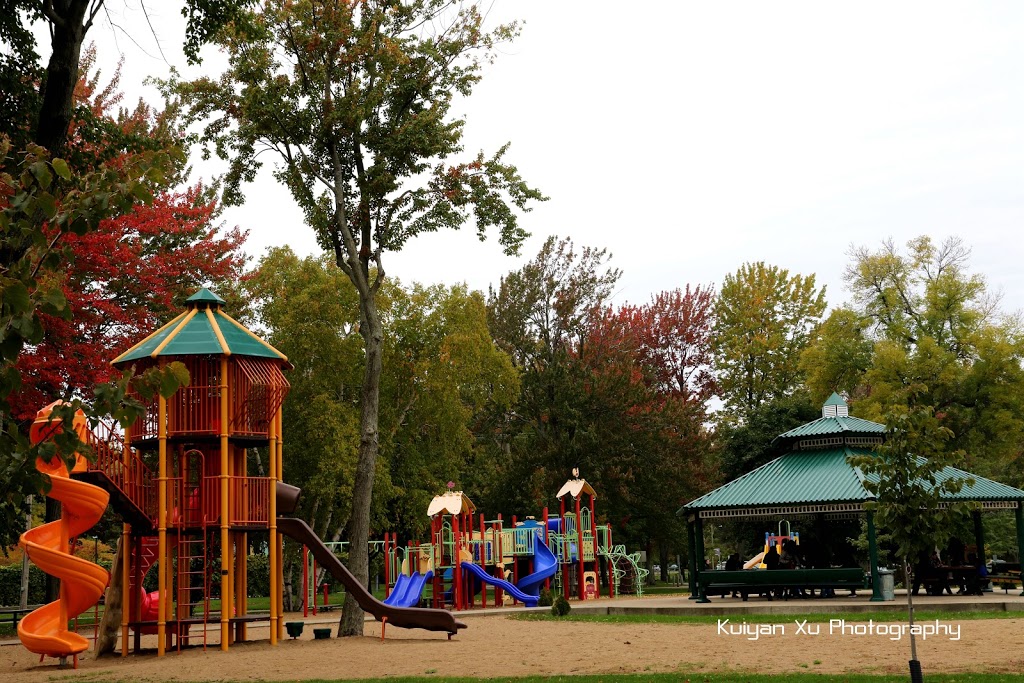 Parc De LIle Saint-Quentin | 10 place de la Rosalie, Trois-Rivières, QC G9A 5K2, Canada | Phone: (819) 373-8151