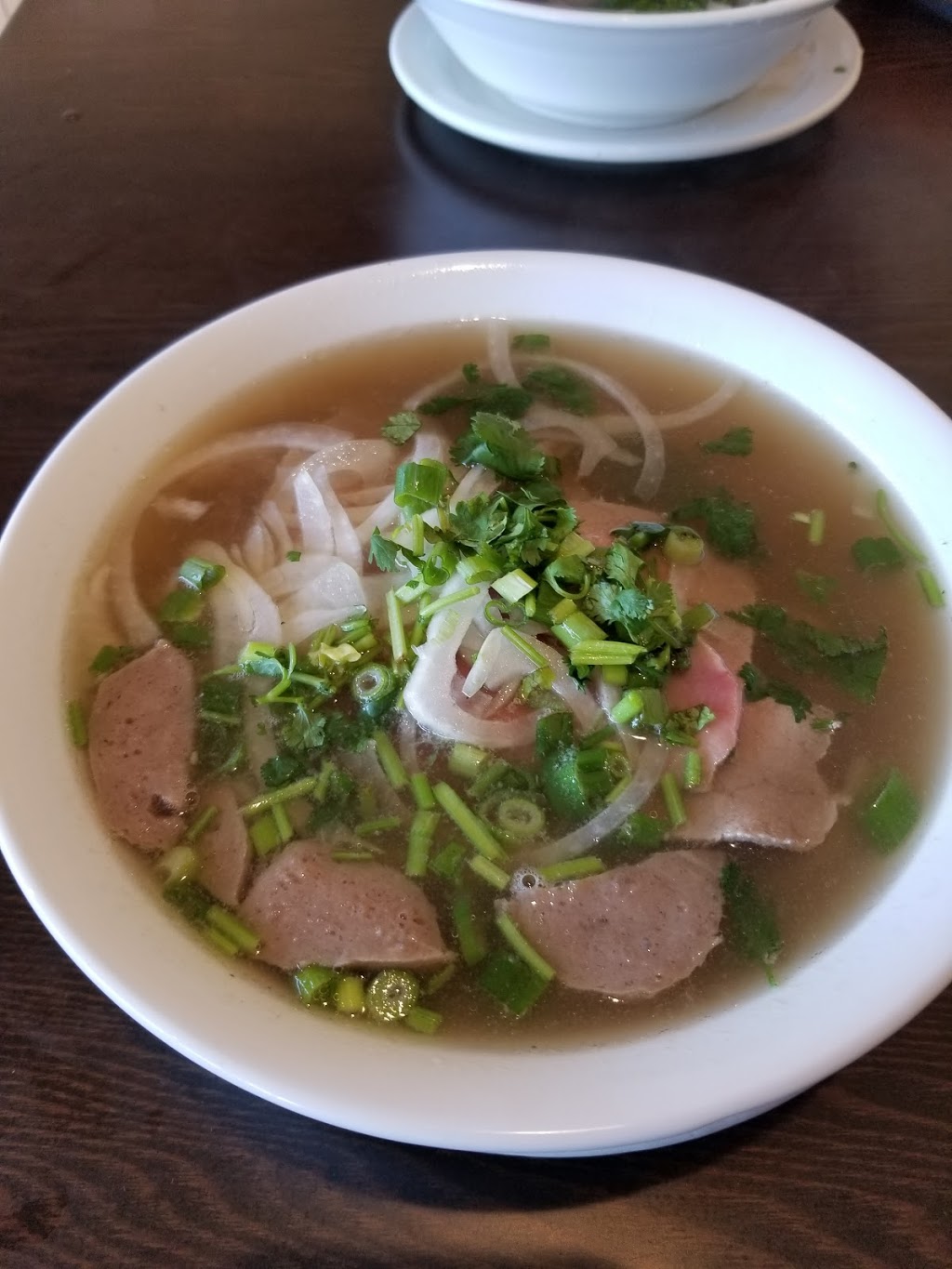 Pho VTa Vietnamese Restaurant | 1601 Bowen Rd #1, Nanaimo, BC V9S 1G6, Canada | Phone: (250) 591-1746