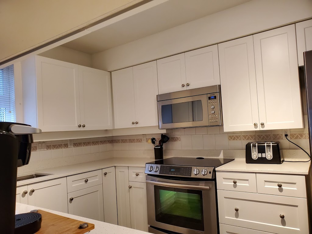 Huskynova Kitchen Cabinets Refacing | 2130 Burquitlam Dr, Vancouver, BC V5P 2P1, Canada | Phone: (778) 232-9746