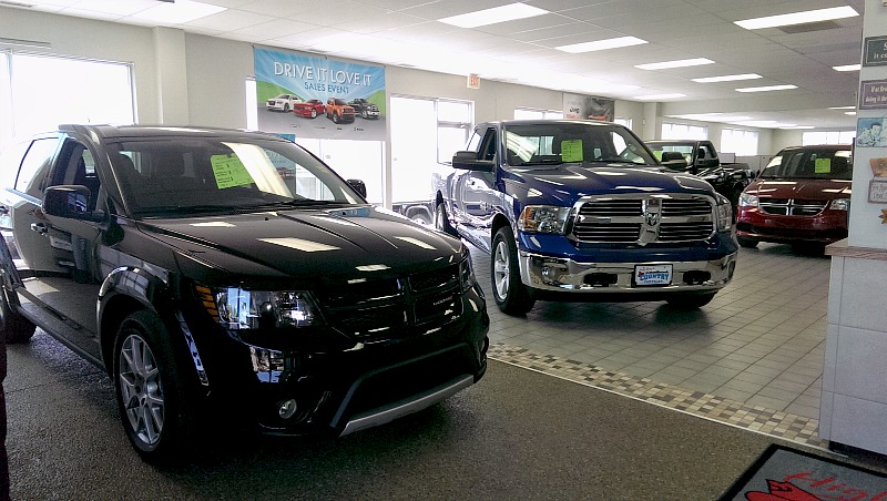 Country Chrysler Dodge Ram Jeep | 1103 14 St SE, High River, AB T1V 1M7, Canada | Phone: (403) 652-4949