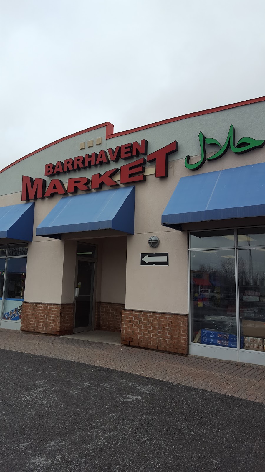 Barrhaven Market | 4G3, 2910 Woodroffe Avenue, Nepean, ON K2J 4P7, Canada | Phone: (613) 825-6276